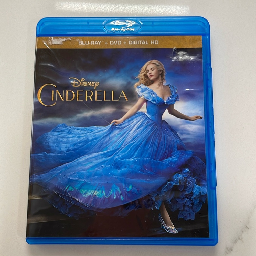 Disney Cinderella Blu-ray DVD Digital HD Movie Lily James Cate Blanchett CD